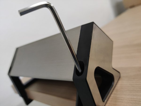 Stolová zásuvková lišta IN 553047, 3 zásuvky,  USB A+C, vypínač