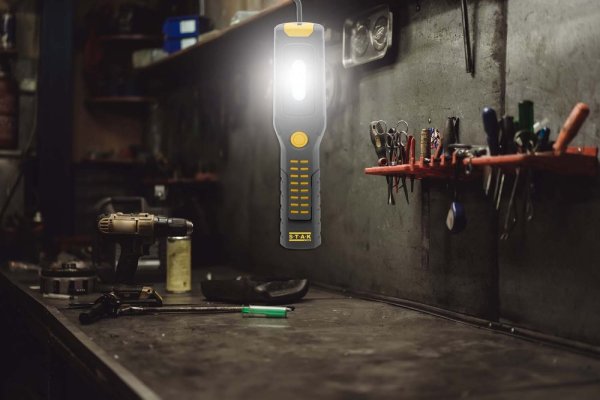 VELAMP ST472 Nabíjateľná LED baterka s magnetmi a háčikmi