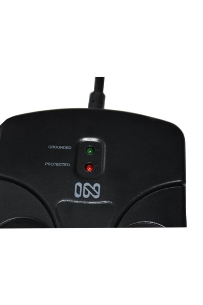 Prepätová ochrana IN 553028 s 8 zásuvkami a 4 USB