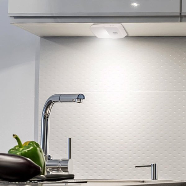 VELAMP LED světlo IL11EVO2 se senzorem pohybu