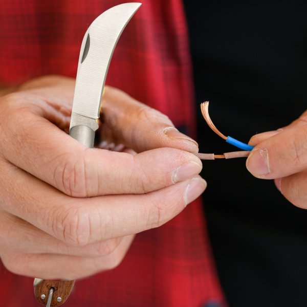 VELAMP IG340, Elektrikářský nůž 17,3 cm